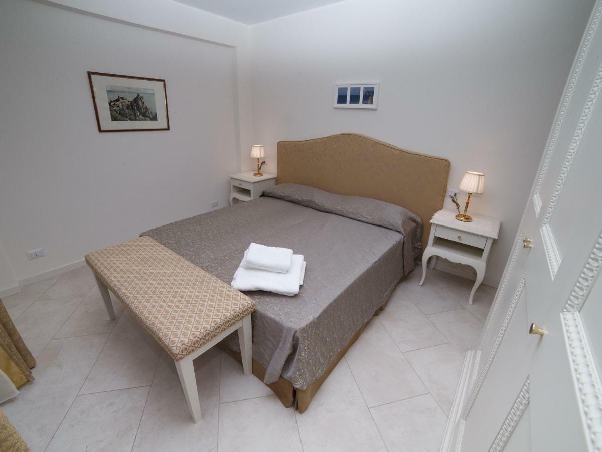 Appartement Marina Di Savoca à Santa Teresa Di Riva Extérieur photo