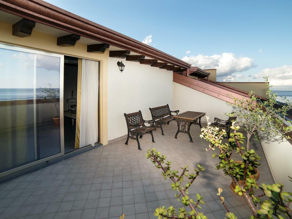 Appartement Marina Di Savoca à Santa Teresa Di Riva Extérieur photo