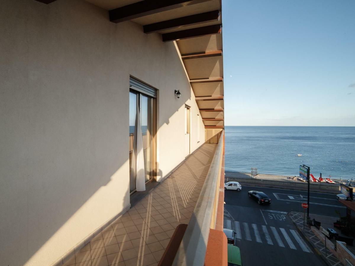 Appartement Marina Di Savoca à Santa Teresa Di Riva Extérieur photo