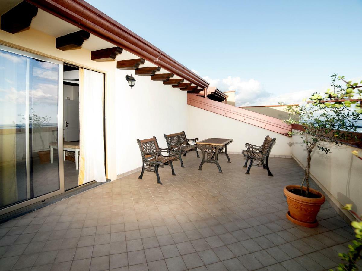 Appartement Marina Di Savoca à Santa Teresa Di Riva Extérieur photo